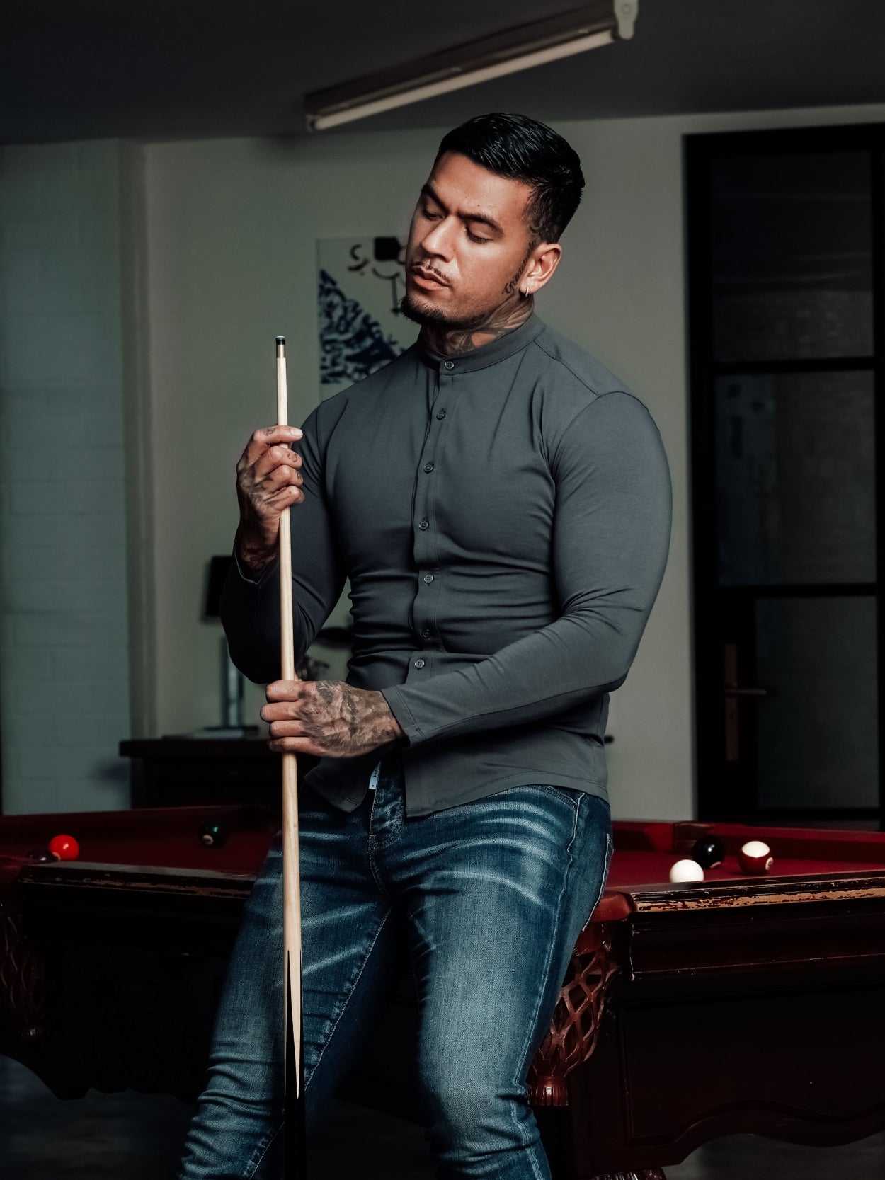 Button Up | Forged Iron