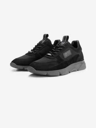 Runner II | Jet Black